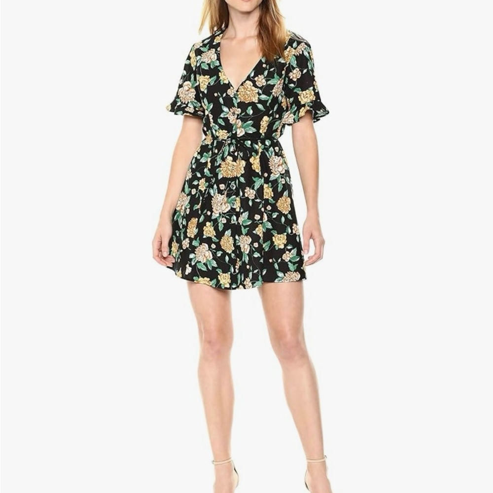 Astr the Label Black Floral Mini Dress